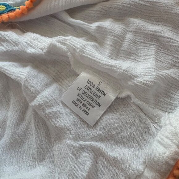 Francesca’s Front Lace Up Stitched Sleeveless Blouse White Multi Size S - Picture 8 of 8